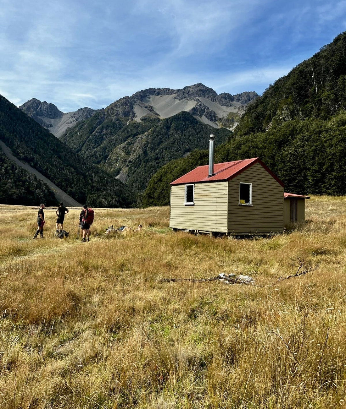 Hike to Lees Creek Hut, Rainbow Conservation Area