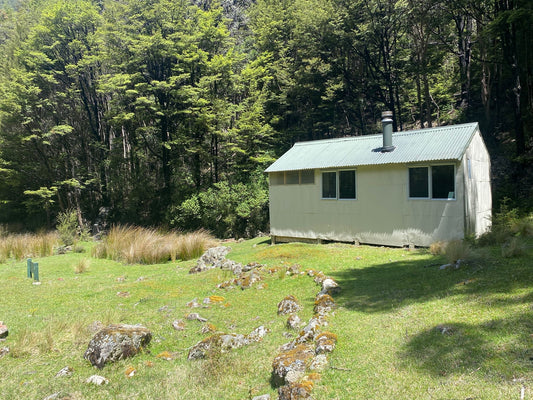 Hike to Hidden Hut, Leatham Conservation Area